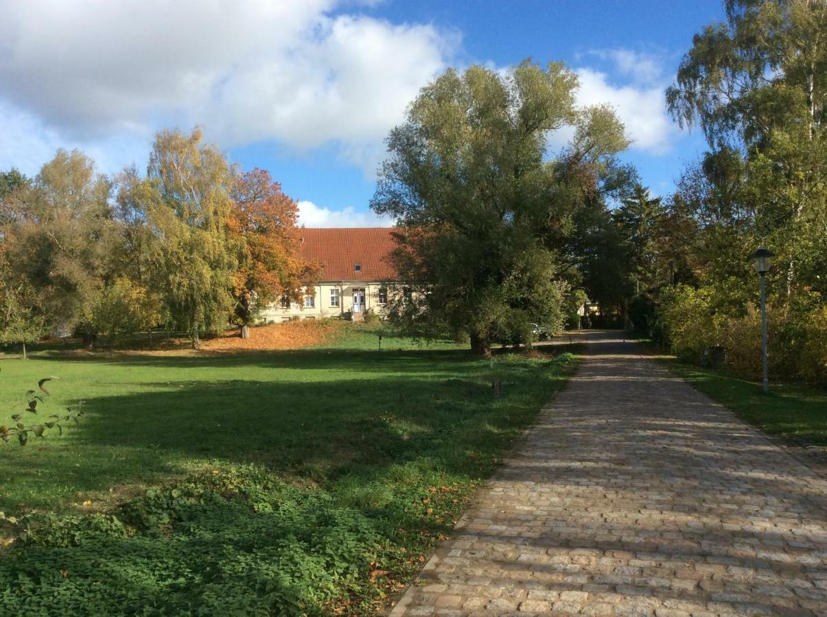 Ferienwohnung Gutshaus Alt-Jargenow Alt Jargenow Exterior foto